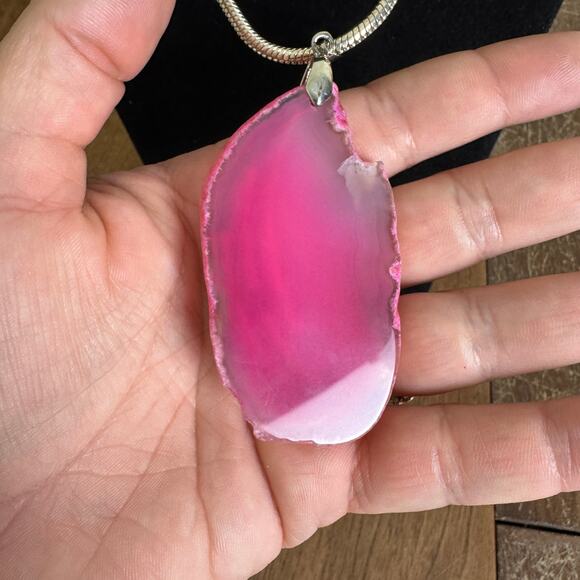 Artisan Handmade Pink Agate Slice Gold‎ Tone Rhinestone Pendant 18 inch Necklace - Picture 3 of 7